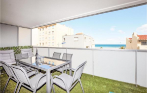 Beautiful Apartment In Canet En Roussillon
